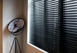 Reasons to choose venetian blinds for interior.