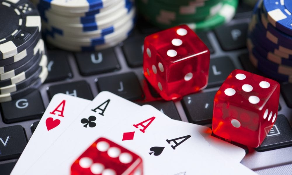 How do you set responsible gambling limits when playing online slot games?